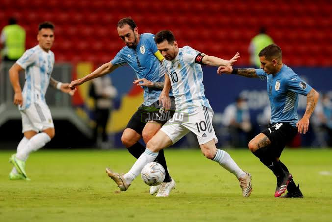 موعد مباراة الأرجنتين ضد أوروجواي Argentina vs Uruguay في تصفيات كأس العالم والقنوات الناقلة لها
